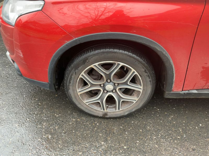 Mitsubishi Outlander 2.2 DI-D Intense 4WD 2015 – снимка 3