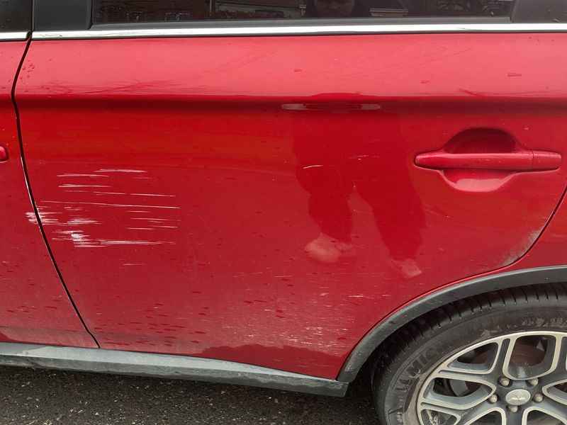 Mitsubishi Outlander 2.2 DI-D Intense 4WD 2015 – снимка 23