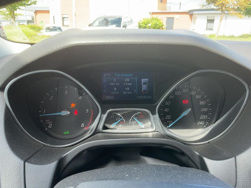 Ford Focus 2.0 TDCi Titanium 2014 – снимка 19