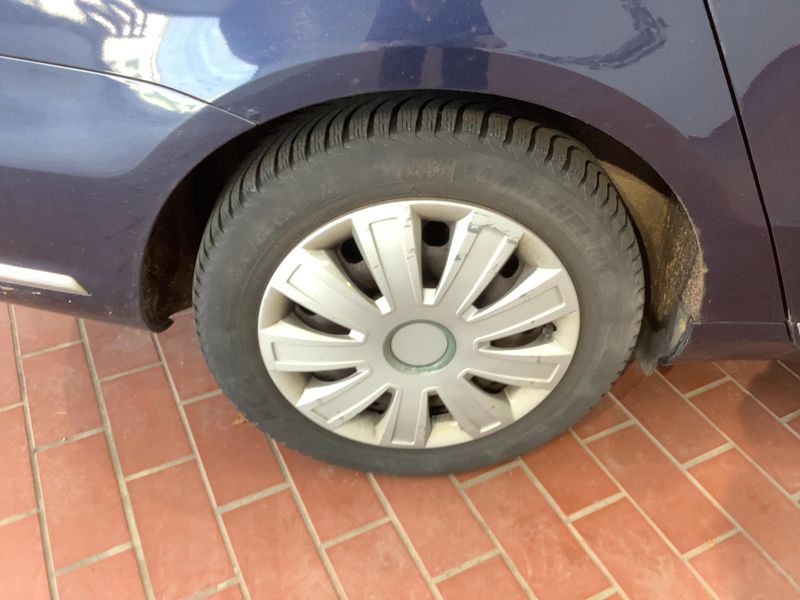 Volkswagen Passat 1.4 TSI Comfortline BlueMotion Tech 2011 – снимка 9