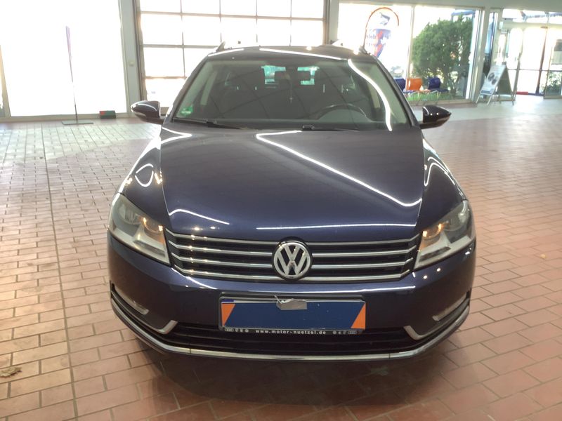 Volkswagen Passat 1.4 TSI Comfortline BlueMotion Tech 2011 – снимка 14