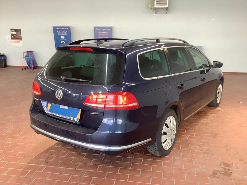 Volkswagen Passat 1.4 TSI Comfortline BlueMotion Tech 2011 – снимка 8