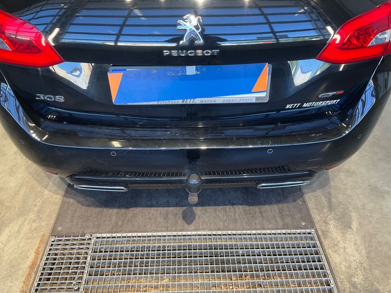 Peugeot 308 1.6 PureTech GT 2018 – снимка 27