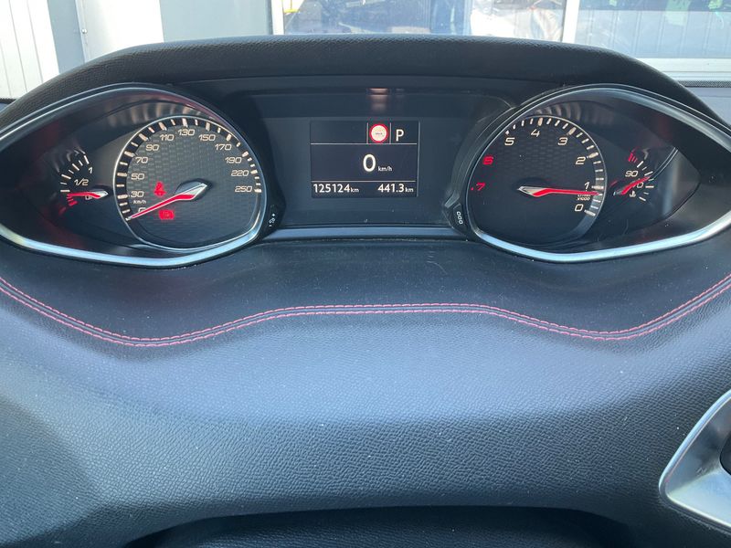 Peugeot 308 1.6 PureTech GT 2018 – снимка 19