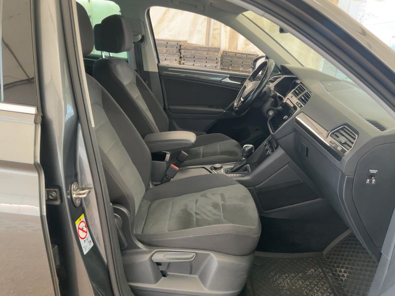 Volkswagen Tiguan 2.0 TDI Highline 4Motion BlueMotion Tech 2018 – снимка 17