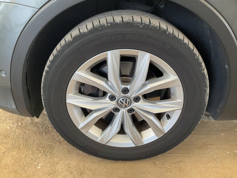 Volkswagen Tiguan 2.0 TDI Highline 4Motion BlueMotion Tech 2018 – снимка 3