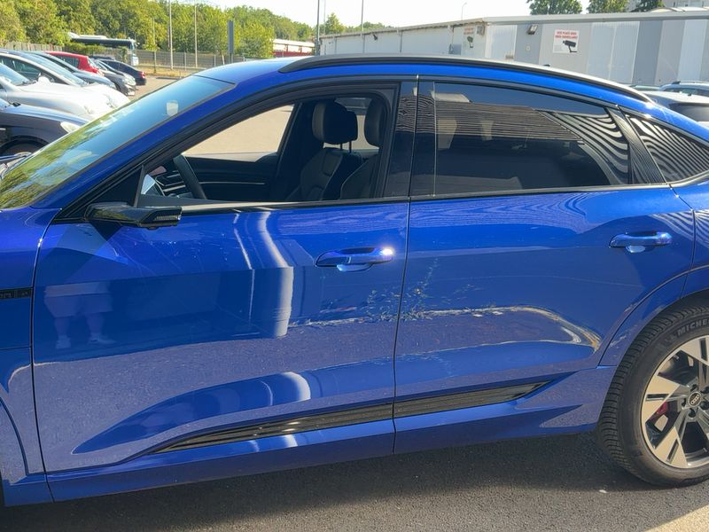 Audi Q8 Sportback 55 e-tron quattro S line 2023 – снимка 4