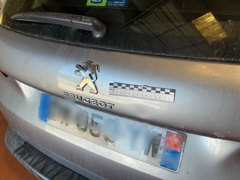 Peugeot 2008 1.2 PureTech Allure 2015 – снимка 36