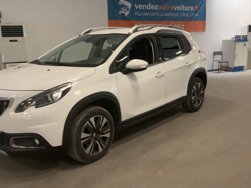 Peugeot 2008 1.2 e-THP Allure Business 2018 – снимка 2