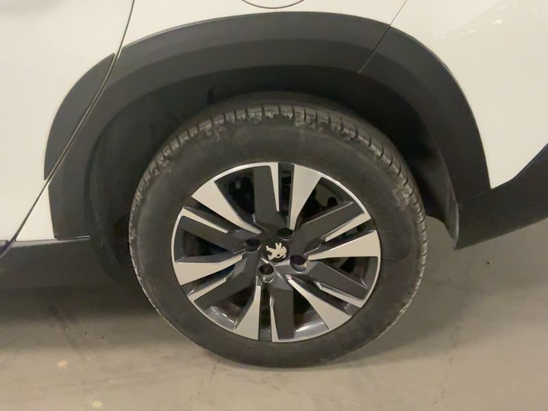 Peugeot 2008 1.2 e-THP Allure Business 2018 – снимка 5