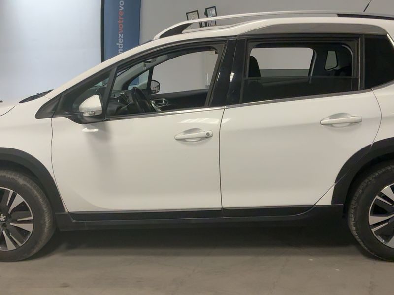 Peugeot 2008 1.2 e-THP Allure Business 2018 – снимка 4