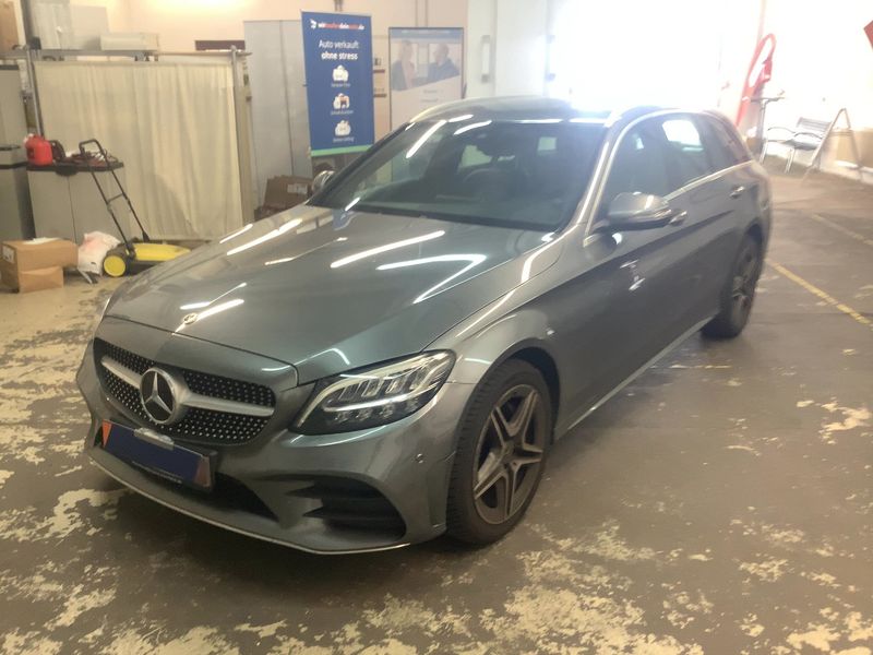 Mercedes-Benz C-Klasse C 220 d T AMG Line 2018