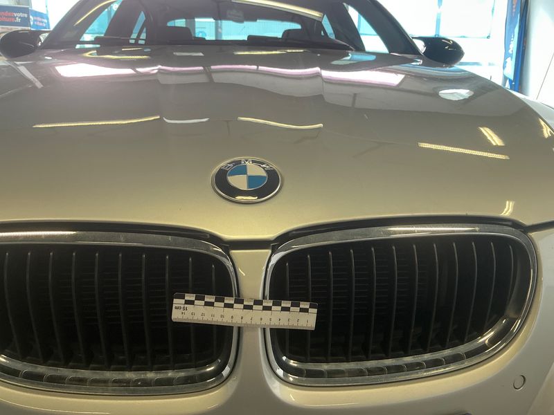 BMW 3er 318d Première 2010 – снимка 34