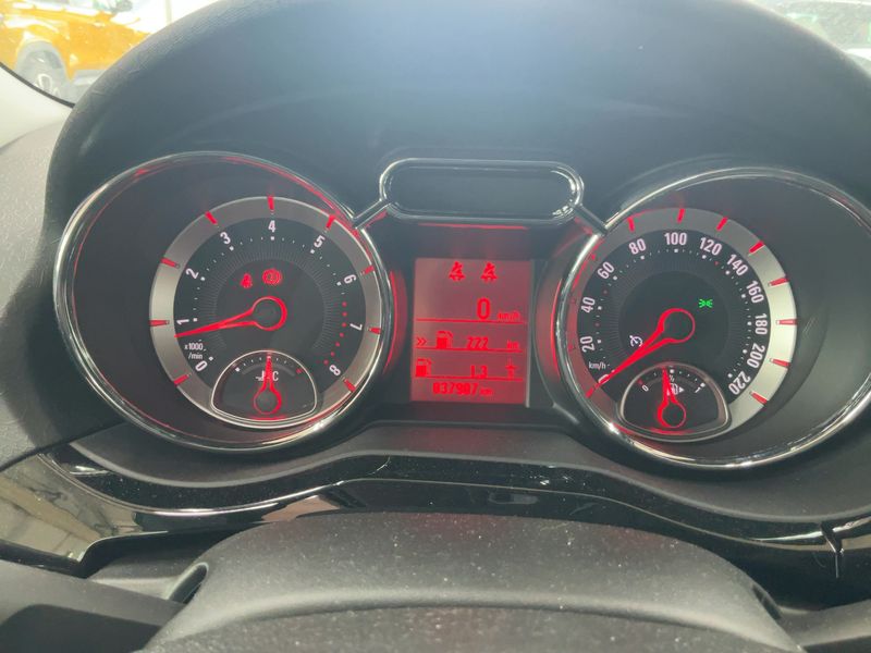 Opel Adam 1.4 120 Jahre 2019 – снимка 19