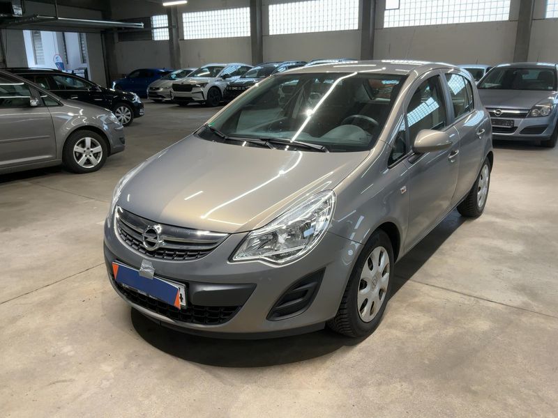 Opel Corsa 1.2 Edition 2013 – снимка 1
