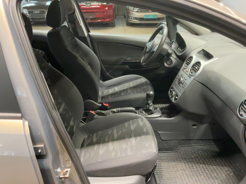 Opel Corsa 1.2 Edition 2013 – снимка 17