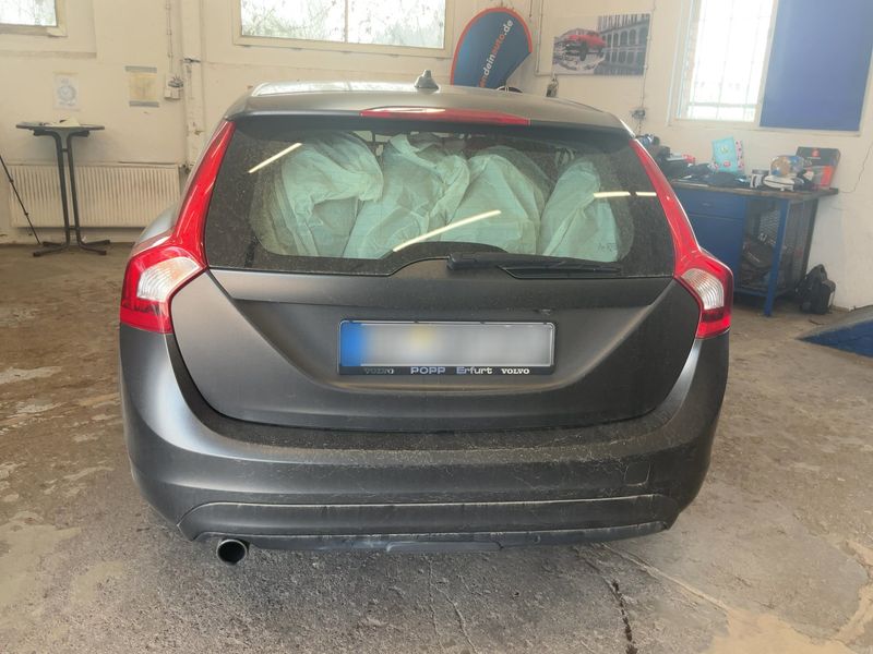 Volvo V60 2.0 D3 Momentum 2018 – снимка 7