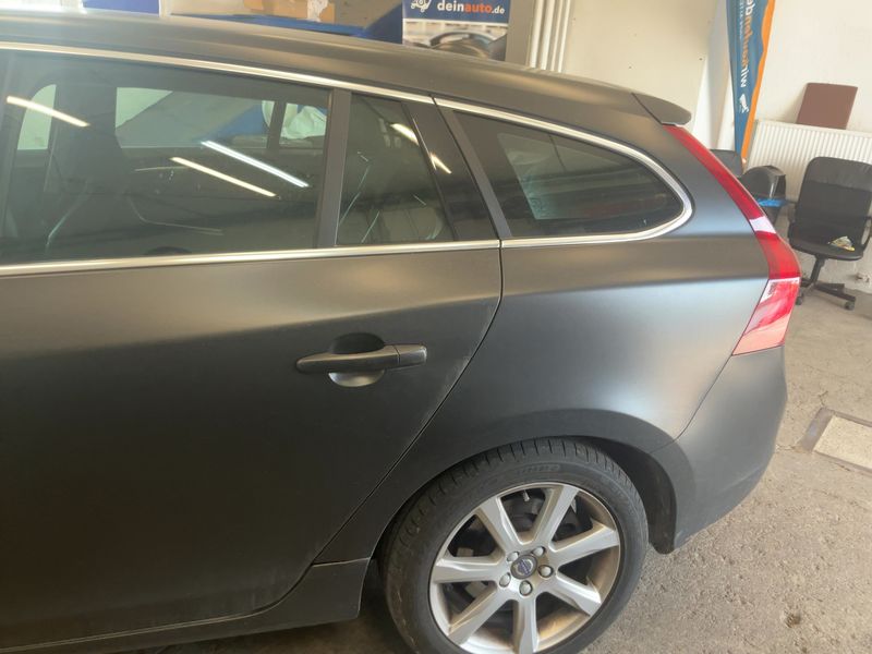 Volvo V60 2.0 D3 Momentum 2018 – снимка 6