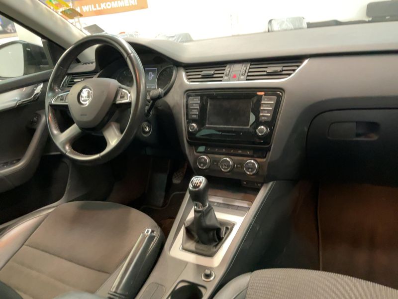Skoda Octavia 1.8 TSI Elegance 2014 – снимка 18