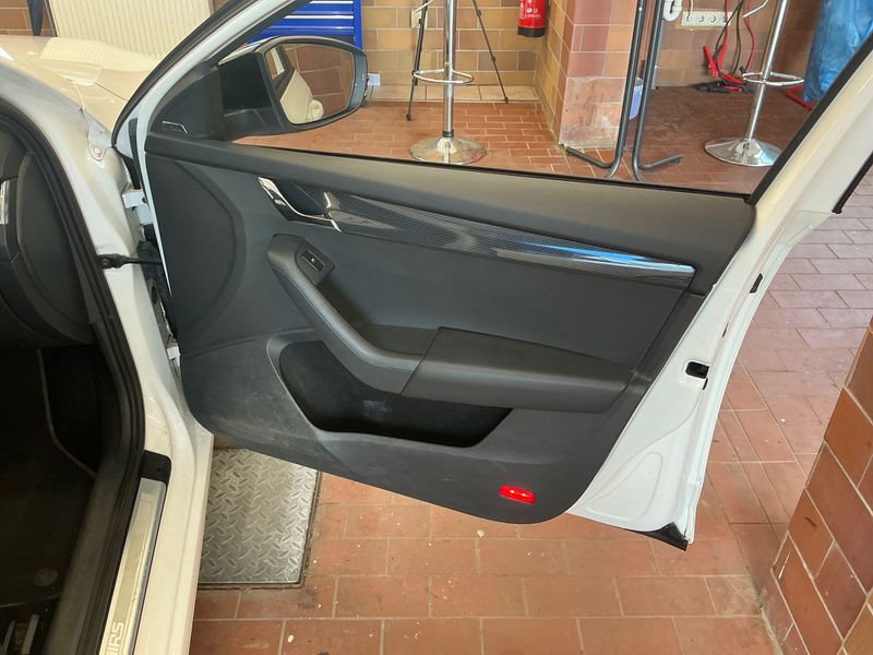 Skoda Octavia 2.0 TDI RS 2013 – снимка 26
