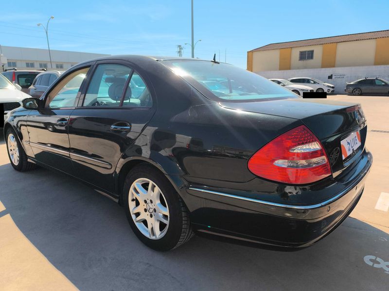 Mercedes-Benz E-Klasse E 320 CDI Avantgarde 2004 – снимка 3