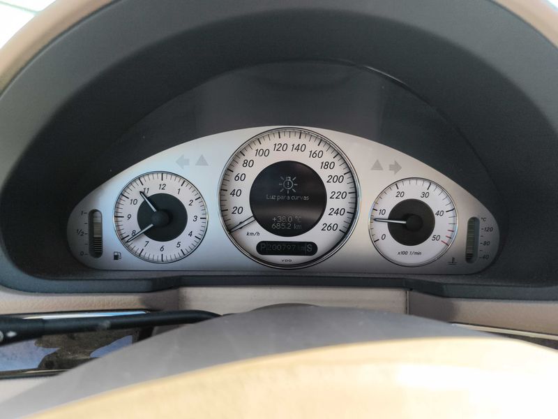 Mercedes-Benz E-Klasse E 320 CDI Avantgarde 2004 – снимка 12