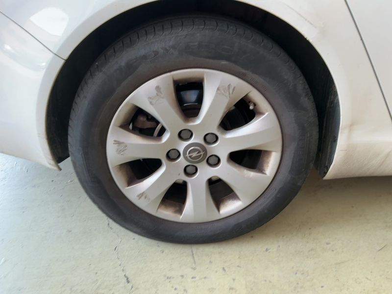 Opel Insignia Sports Tourer 2.0 CDTI Selective 2015 – снимка 9