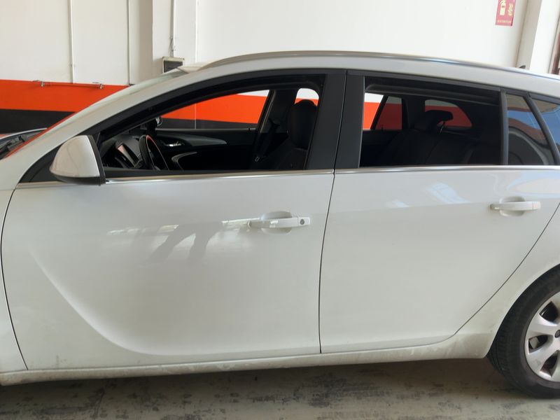 Opel Insignia Sports Tourer 2.0 CDTI Selective 2015 – снимка 4