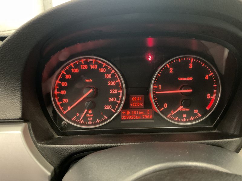 BMW 3er 318d 2009 – снимка 4