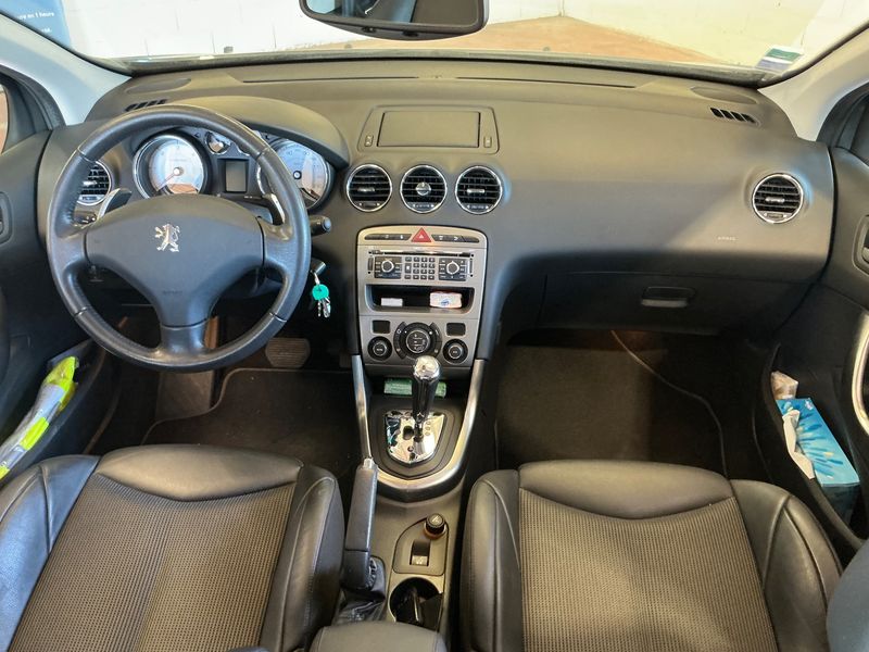 Peugeot 308 1.6 HDi Feline 2008 – снимка 17