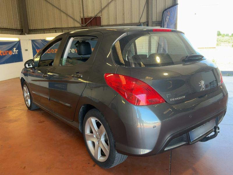 Peugeot 308 1.6 HDi Feline 2008 – снимка 6