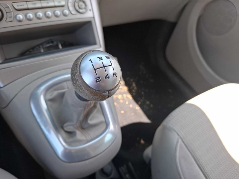 Citroen C3 Picasso 1.6 HDi Exclusive 2012 – снимка 32