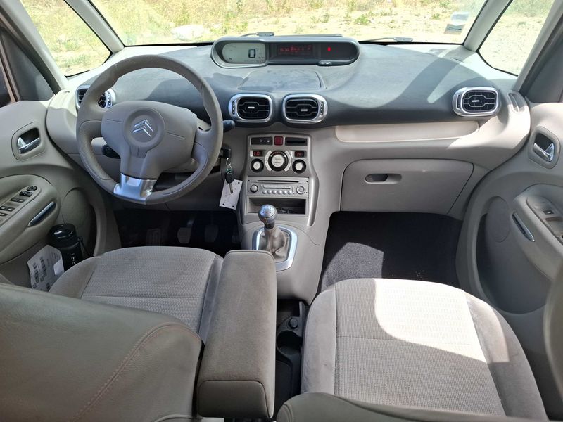 Citroen C3 Picasso 1.6 HDi Exclusive 2012 – снимка 11