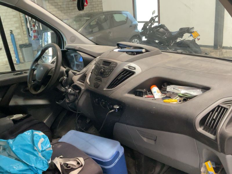 Ford Transit 2.2 TDCi 270 L1 2015 – снимка 17