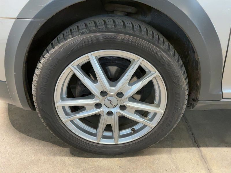 Skoda Octavia 1.8 TSI Scout 4x4 2011 – снимка 3