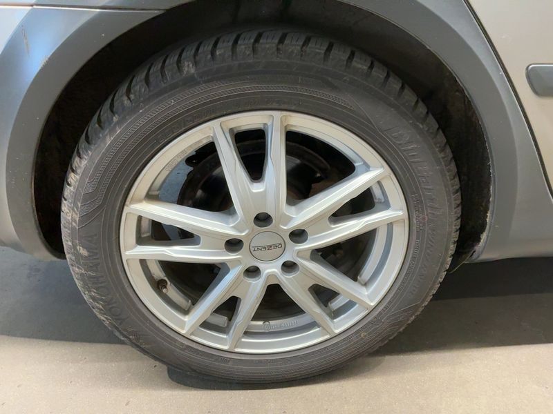 Skoda Octavia 1.8 TSI Scout 4x4 2011 – снимка 9
