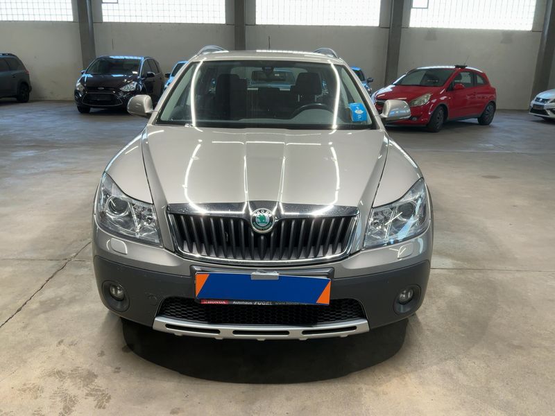 Skoda Octavia 1.8 TSI Scout 4x4 2011 – снимка 14
