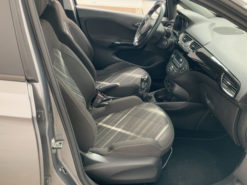 Opel Corsa 1.3 CDTI B-Color ecoFlex 2015 – снимка 16