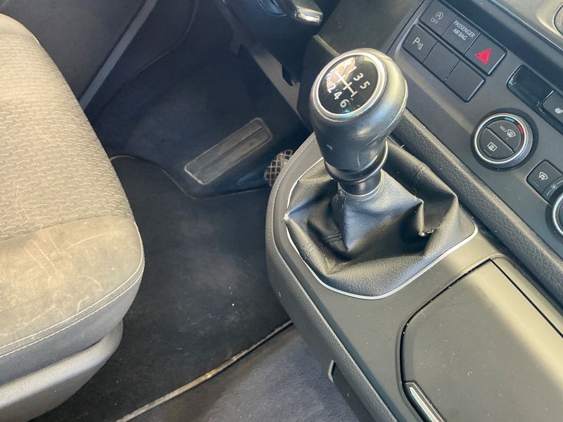 Volkswagen T6 Multivan 2.0 TSI Trendline 2018 – снимка 27