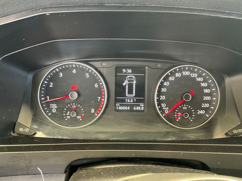 Volkswagen T6 Multivan 2.0 TSI Trendline 2018 – снимка 18
