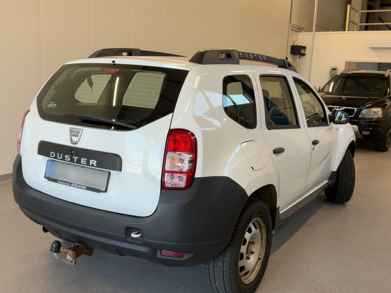 Dacia Duster 1.6 SCe Ambiance 4x2 2015 – снимка на щета