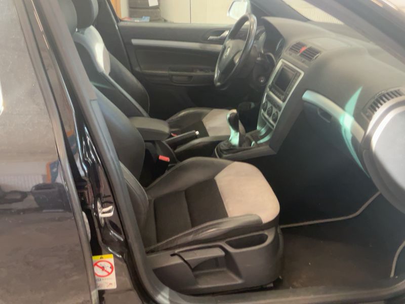 Skoda Octavia 2.0 TDI RS 2006 – снимка 17
