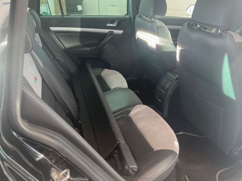 Skoda Octavia 2.0 TDI RS 2006 – снимка 33