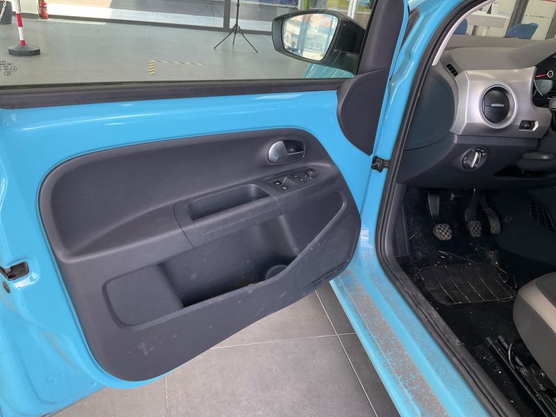 Volkswagen up! 1.0 join up! 2018 – снимка 33