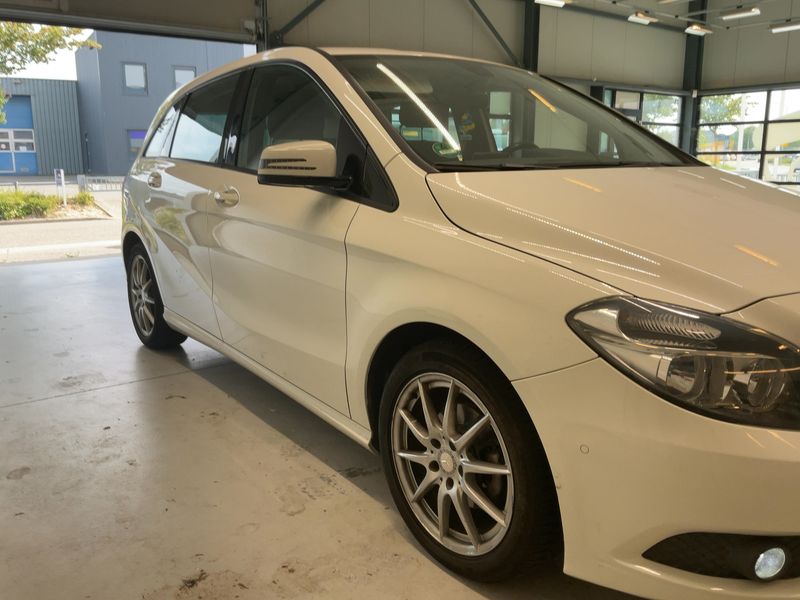Mercedes-Benz B-Klasse B 180 2013 – снимка 12