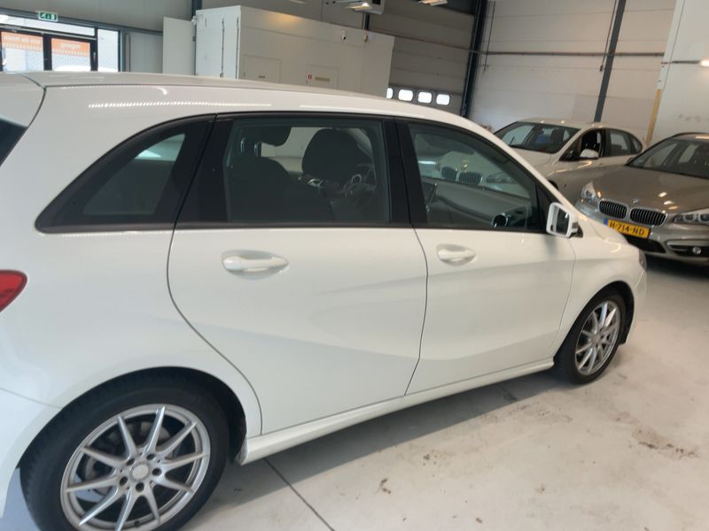 Mercedes-Benz B-Klasse B 180 2013 – снимка 10