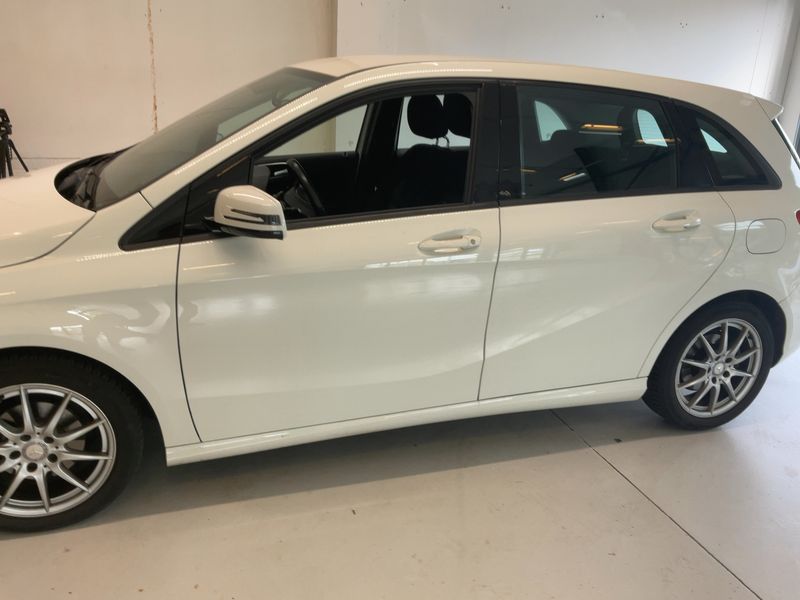 Mercedes-Benz B-Klasse B 180 2013 – снимка 4