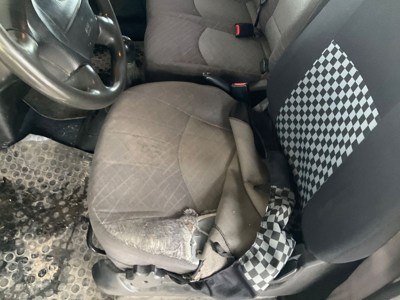 Hyundai H1 2.5 CRDi Starex 2004 – снимка 27