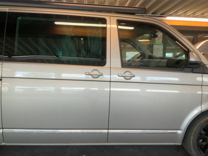 Volkswagen T5 Multivan 2.0 TDI Team 4Motion 2011 – снимка 10