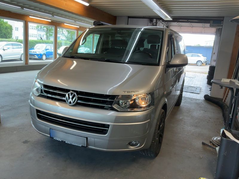 Volkswagen T5 Multivan 2.0 TDI Team 4Motion 2011 – снимка 1